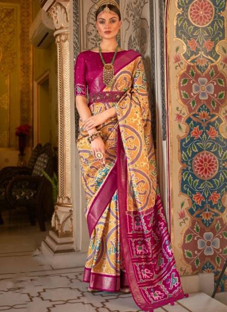 Peach And Pink Colour Maharani Rewaa New Latest Designer Printed Ethnic Wear Patola Silk Saree Collection 525